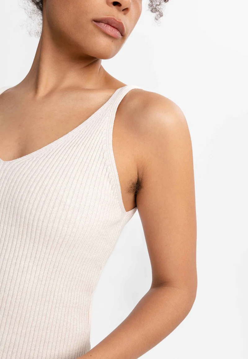 V-Neck Strick Top Style RHADA