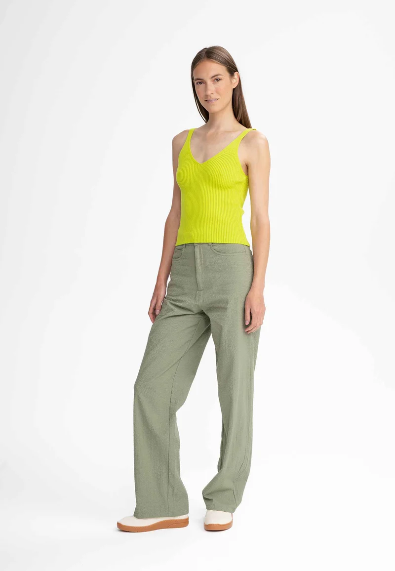 V-Neck Strick Top Style RHADA