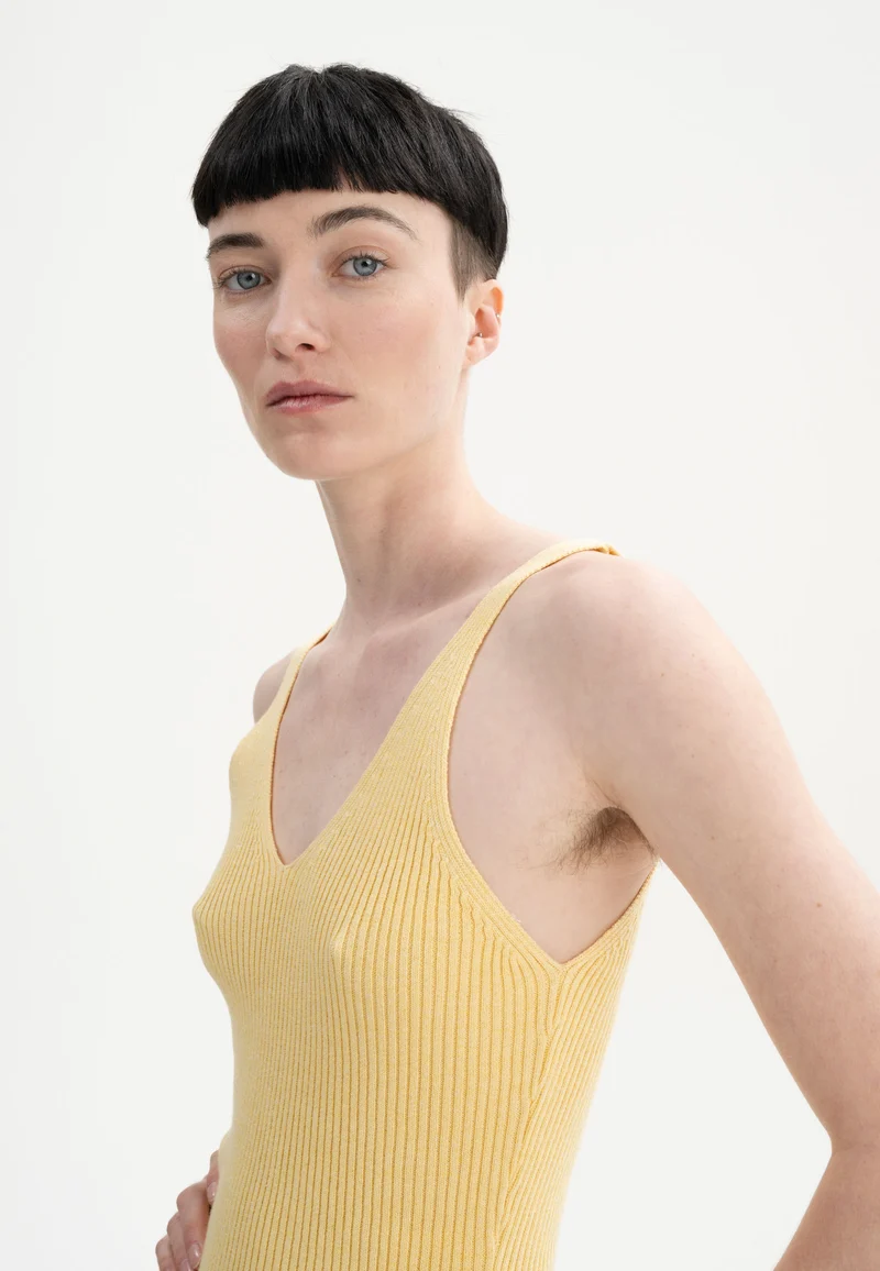 V-Neck Strick Top Style RHADA