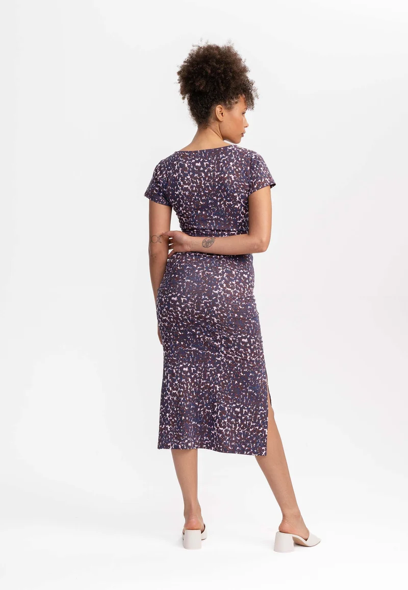 V-Neck Kleid lang Style SHREOSHI