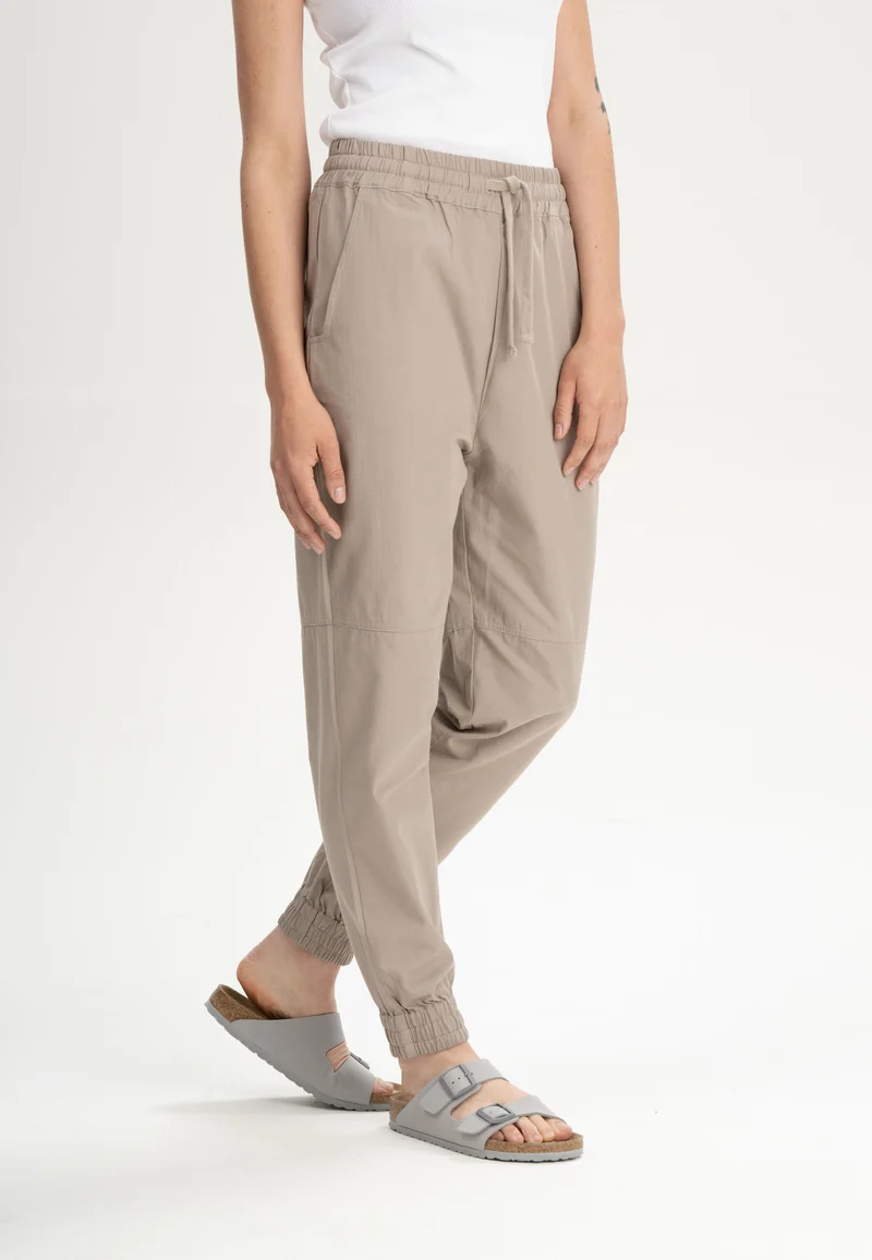 Hose mit elastischem Bund Style ARITE