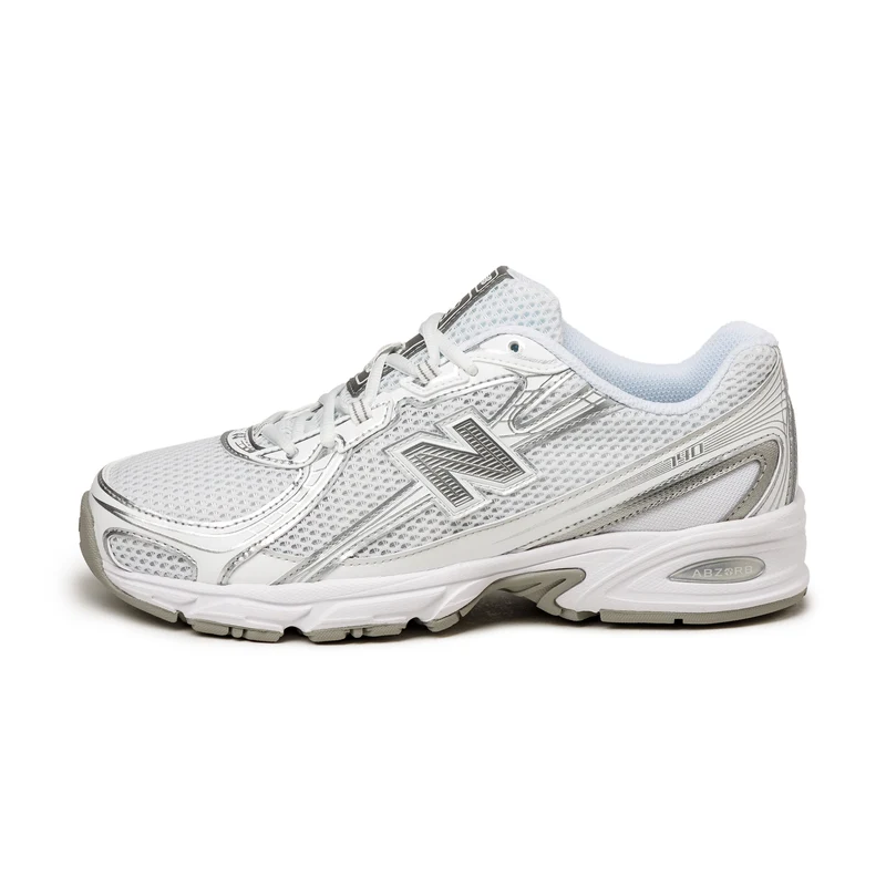 New Balance 740