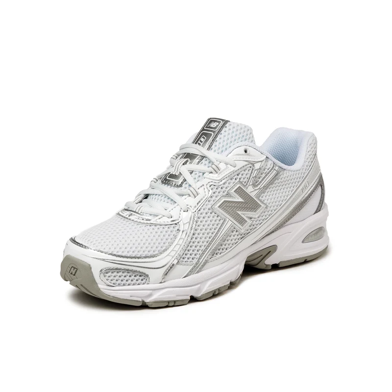 New Balance 740