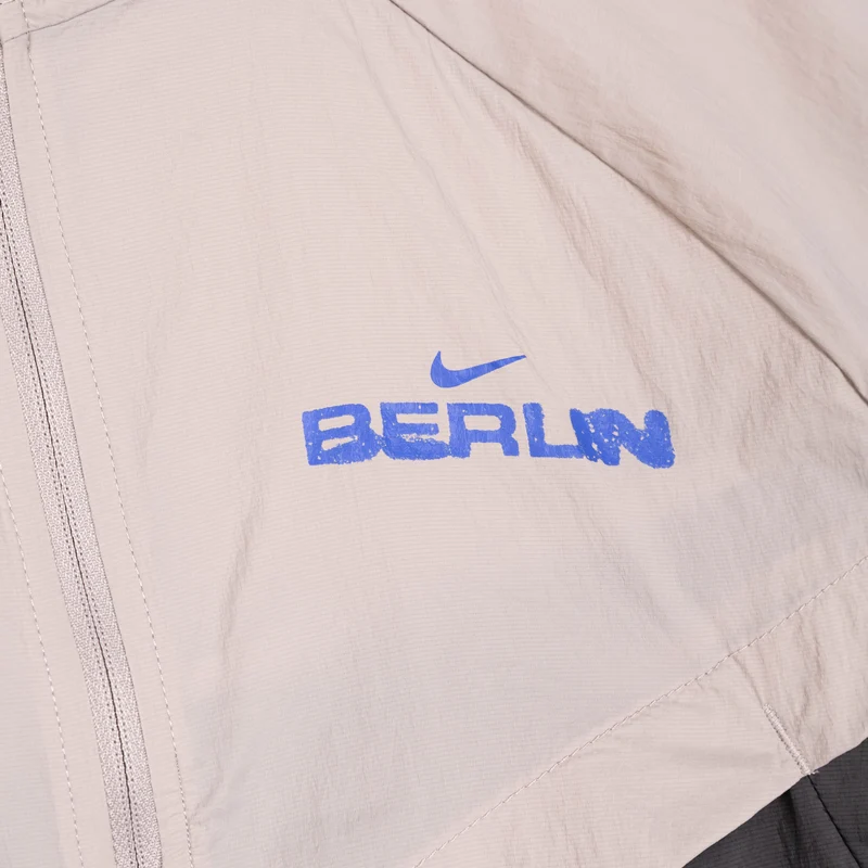 Nike Stride Repel Running Jacket *City Marathon*