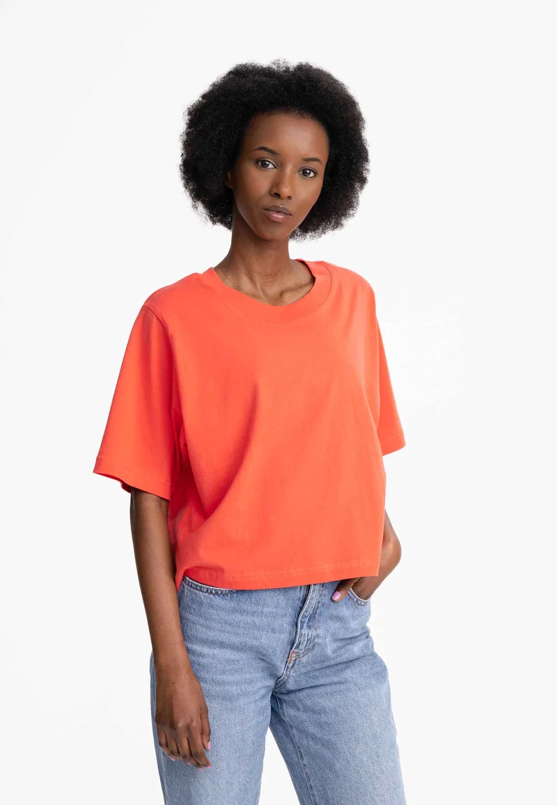Cropped T-Shirt Style DESNA