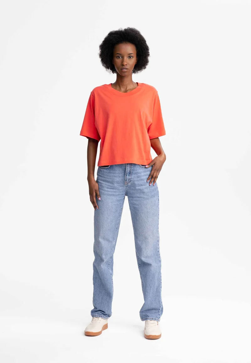 Cropped T-Shirt Style DESNA