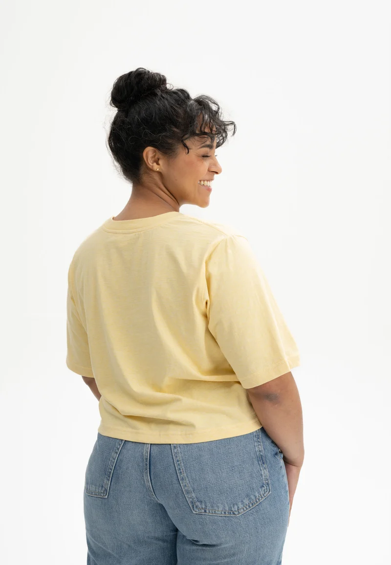 Cropped T-Shirt Style DESNA