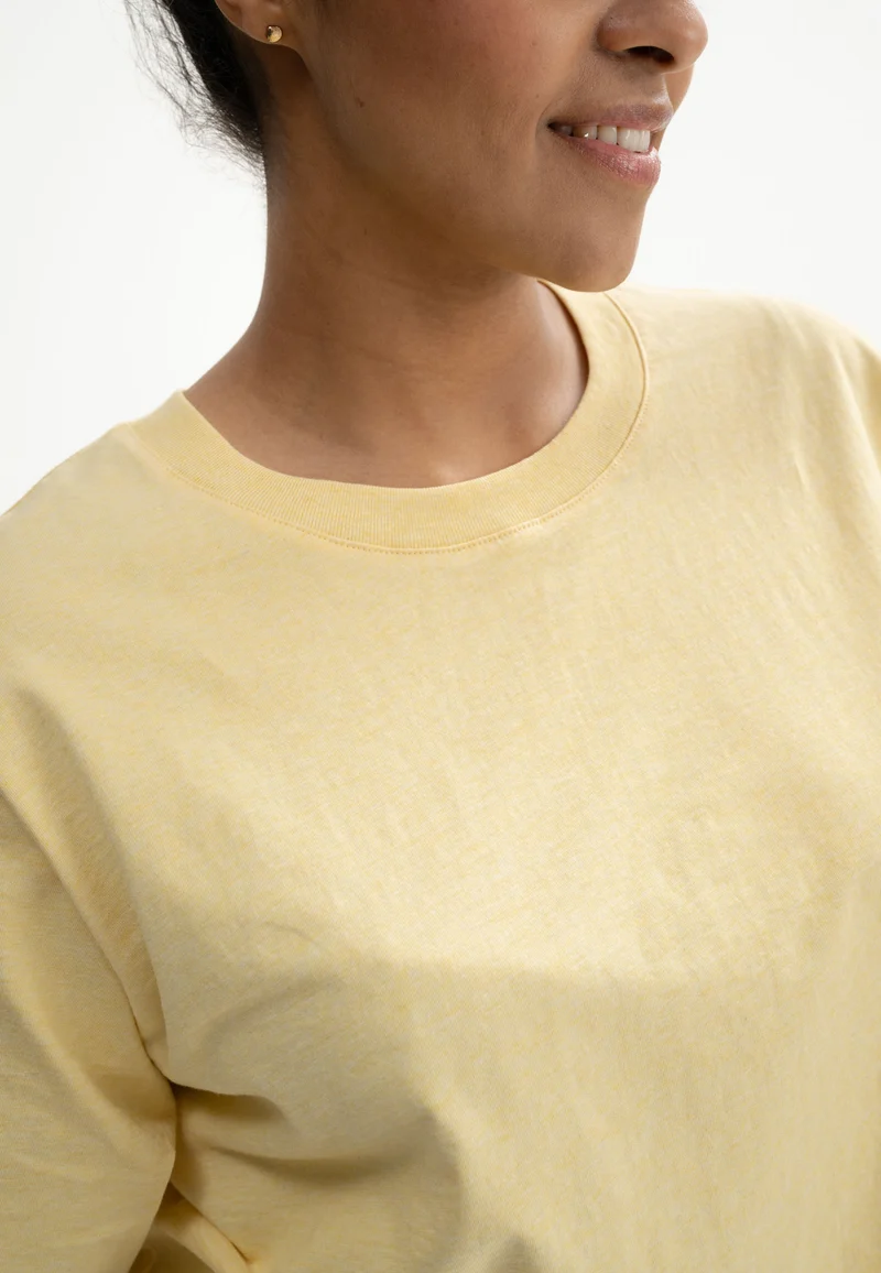 Cropped T-Shirt Style DESNA