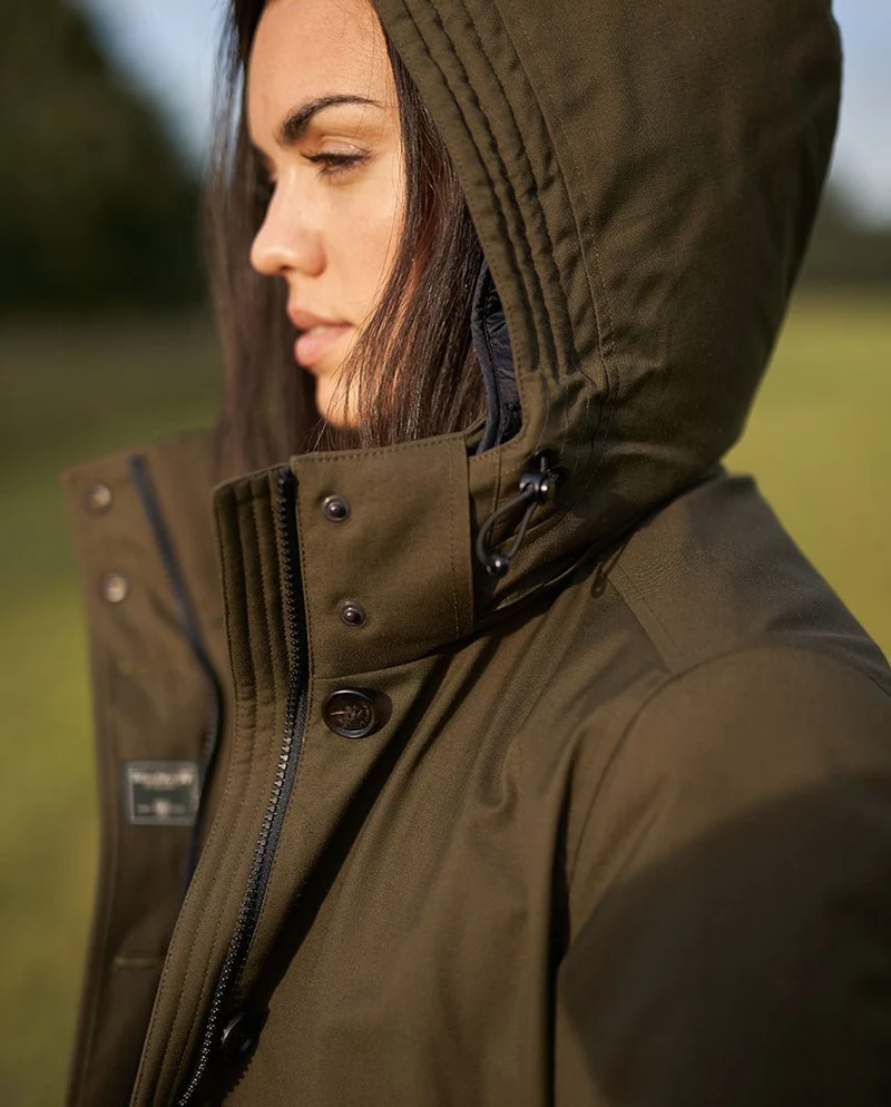 Damen Winterparka „Bonny“ in oliv – wasserdicht & winddicht