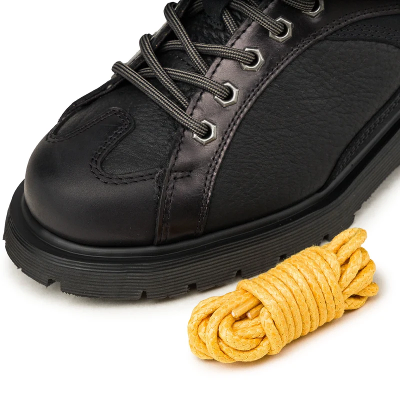 Dr. Martens Wayborne Boot *Old Harness*