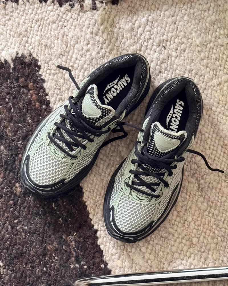 Saucony Pro Grid Omni 9