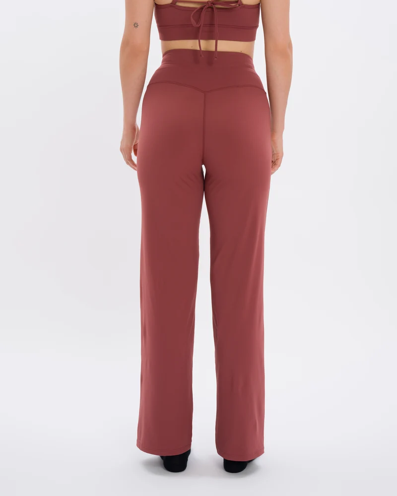 Eve Wideleg Set - Cayenne