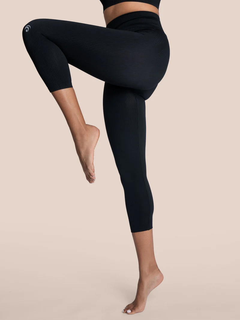 Maya Capri Set - Black