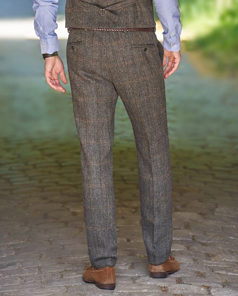 Harris Tweed Hose "Mr. Miller" in Highland Green Herringbone