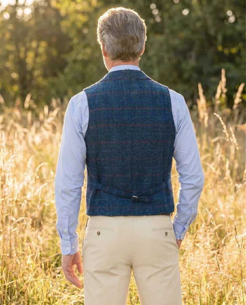 Harris Tweed Weste "Wales" in royal navy tweed