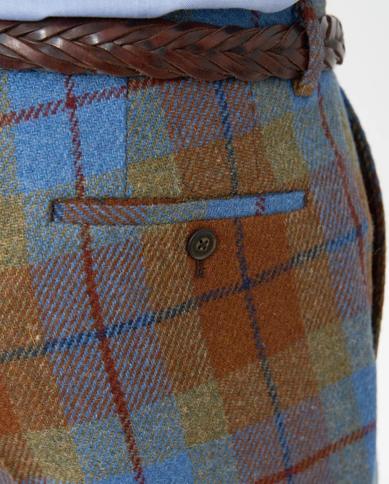 Harris Tweed Hose "Mr. Miller" in Gold Tartan