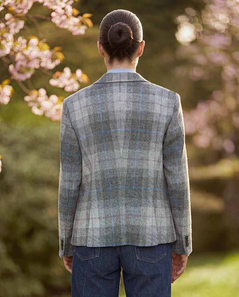 Harris Tweed Blazer "Ladiesclub" in Queen check