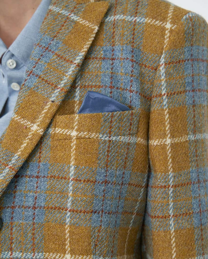 Harris Tweed Blazer "Ladiesclub" in amber check