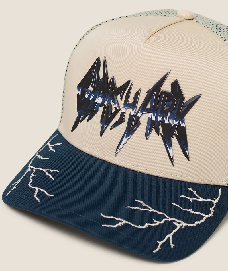 Gymshark Lightning Graphic Trucker Cap - Tinted White