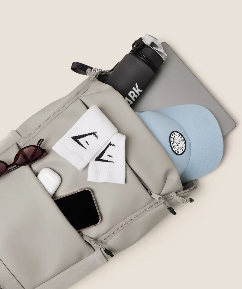 Gymshark Sleek Backpack - Mushroom Grey