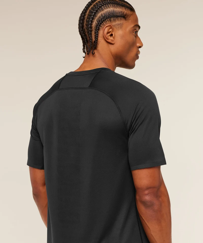 Gymshark Hybrid Engineered Jacquard T-Shirt - Black