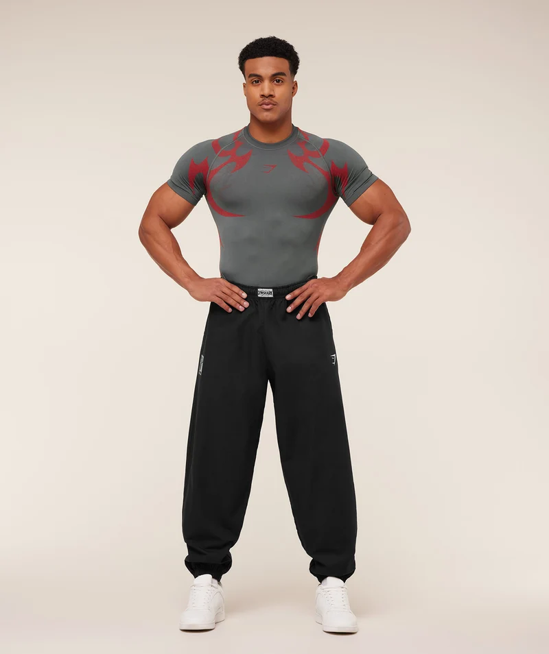 Gymshark Storm Seamless T-Shirt - Dark Grey/Zesty Red