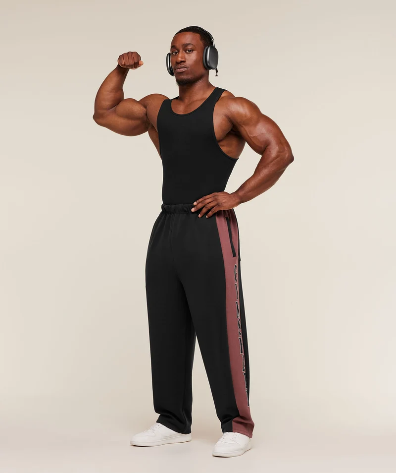 Gymshark Straight Leg Tracksuit Pant - Black/Burgundy Brown