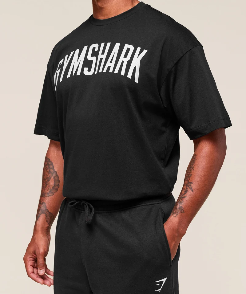 Gymshark Worn Graphic T-Shirt - Black