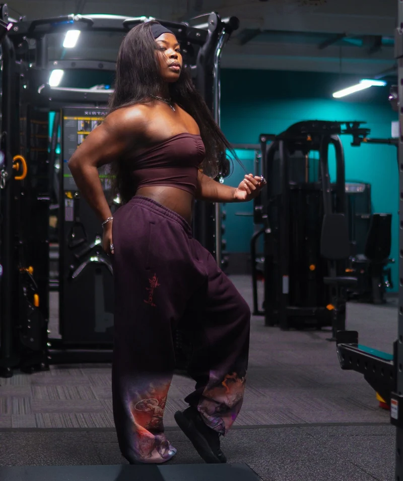 Gymshark Frazetta Graphic Jogger - Asphalt Grey/Plum Brown