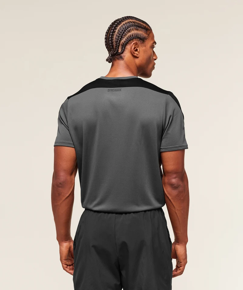 Gymshark Arrival Block T-Shirt - Dark Grey