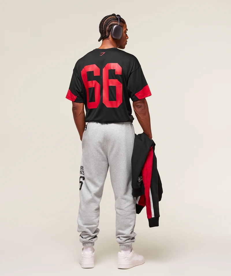 Gymshark Varsity Oversized T-Shirt - Black/Conditioning Red