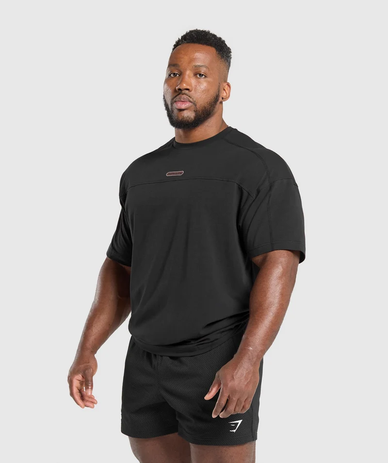 Gymshark Oversized Graphic T-Shirt - Black/Burgundy Brown