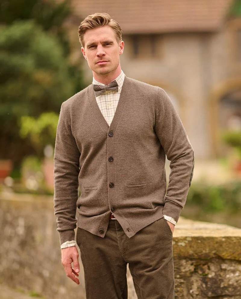 Herren Merino-Strickjacke "The Cardigan" in nutmeg