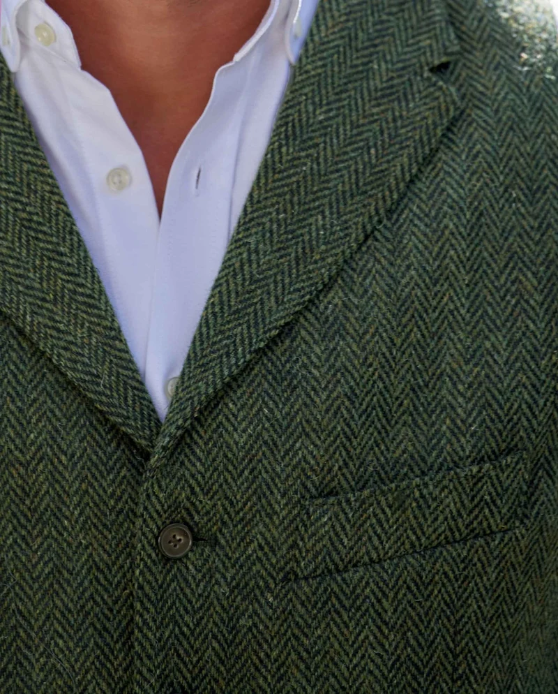 Harris Tweed Weste "Wales" in green island herringbone