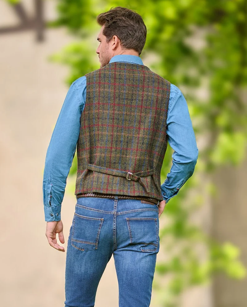 Harris Tweed Weste "Wales" in red-blue check