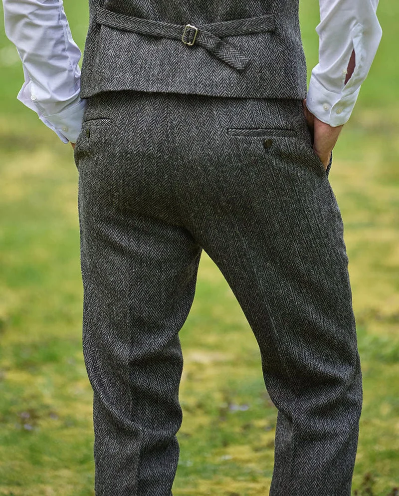 Harris Tweed Hose "Mr. Miller" in anthra herringbone
