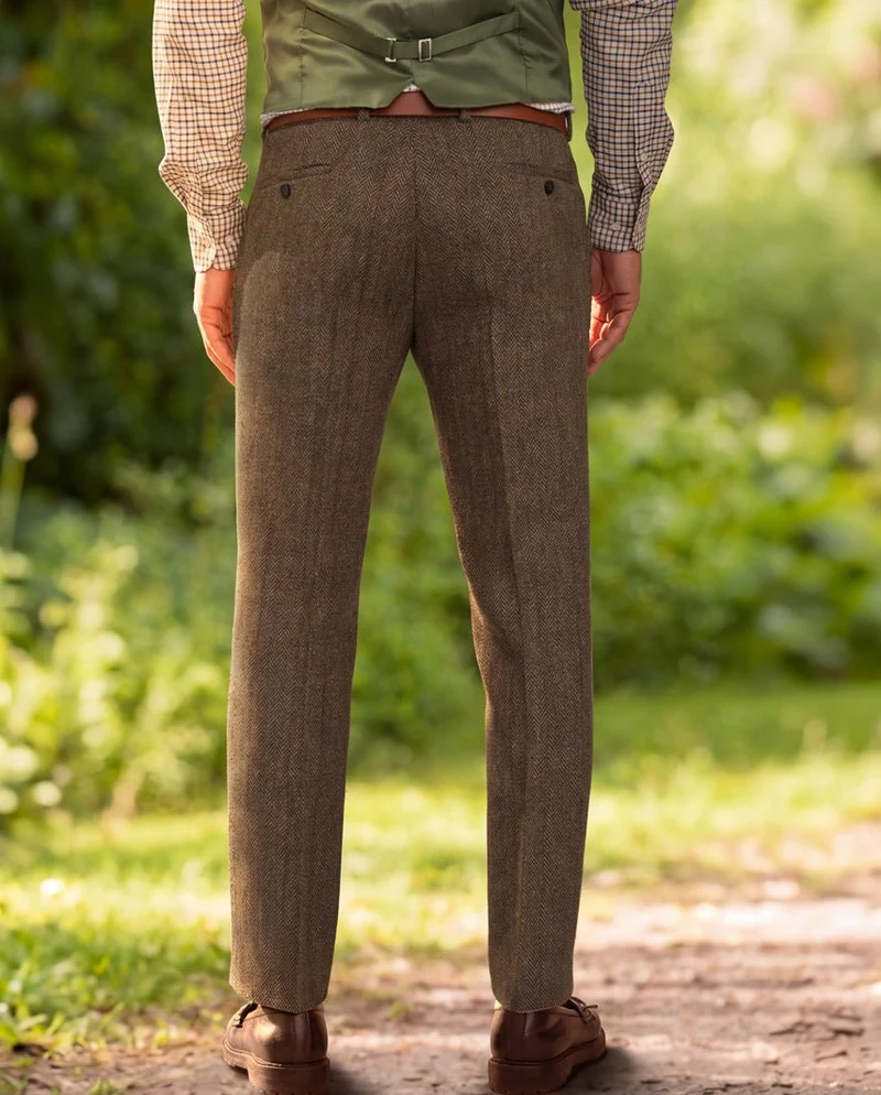 Harris Tweed Hose "Mr. Miller" in evergreen