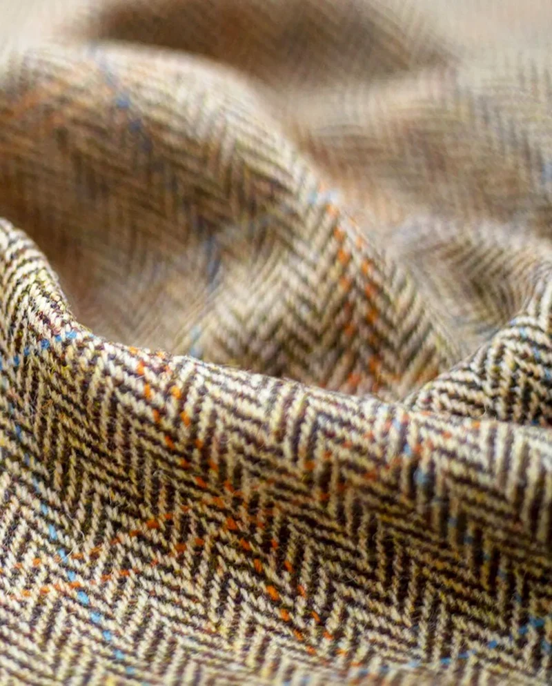 Harris Tweed Hose "Mr. Miller" in sand herringbone