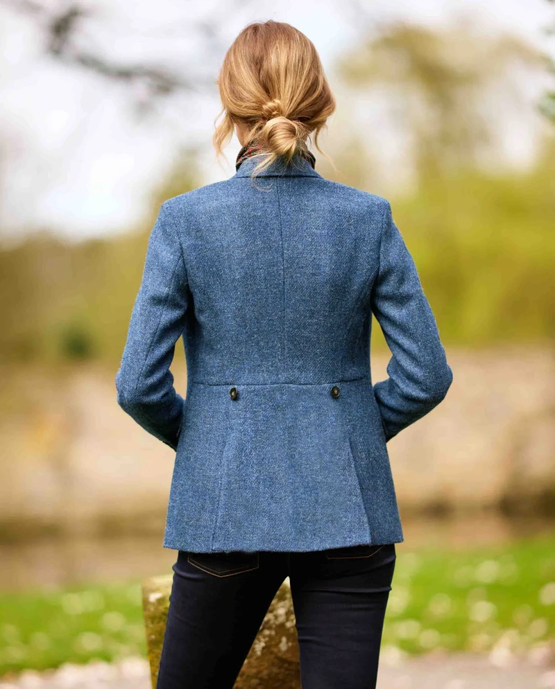 Harris Tweed Blazer "Carola" in blue Shadow