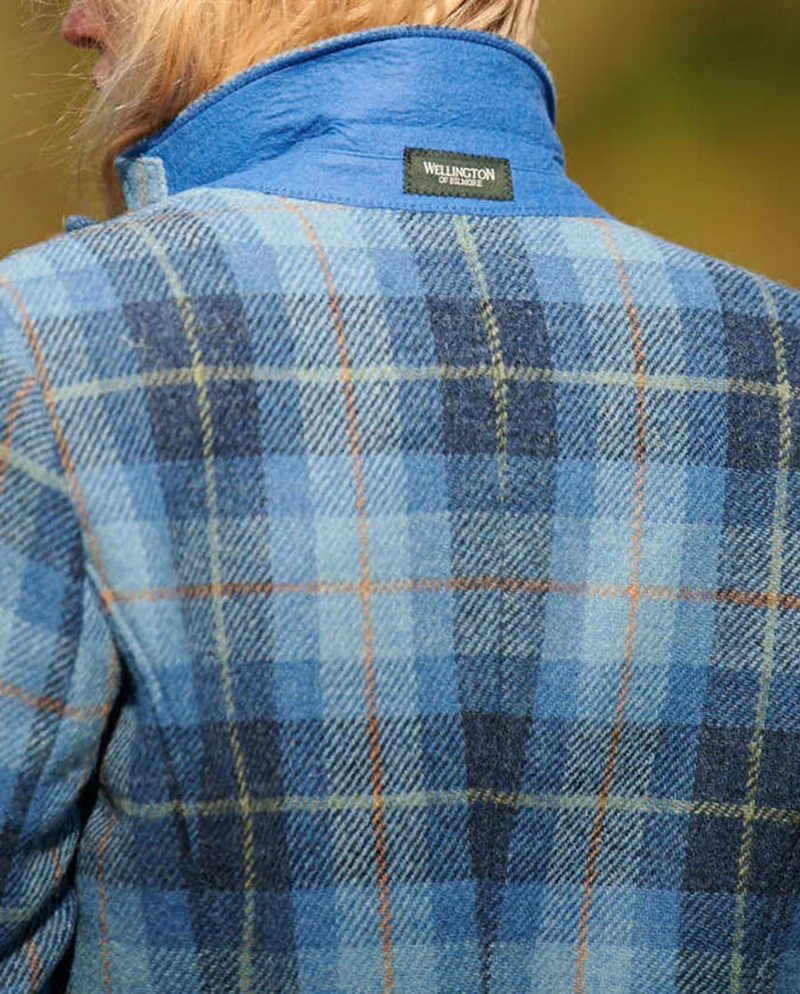 Harris Tweed Blazer "Carola" in Jeans Herringbone