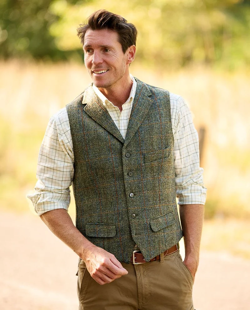 Harris Tweed Weste "Wales" in oliv-blue Overcheck