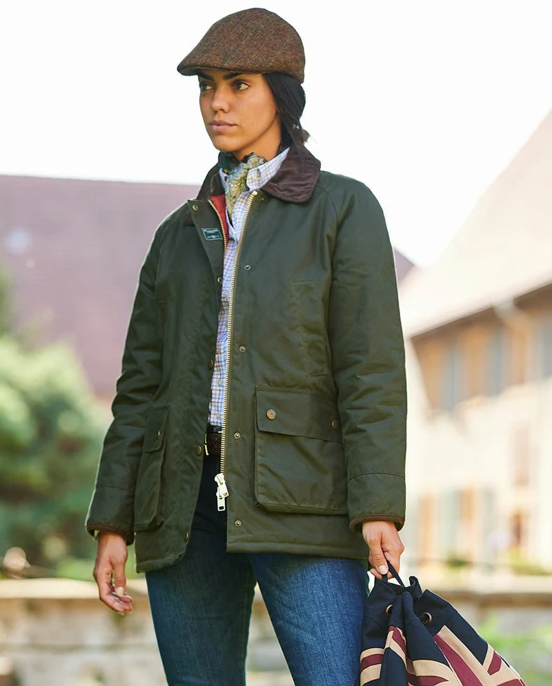 Authentische Damen Wachsjacke "Queensberg" in oliv
