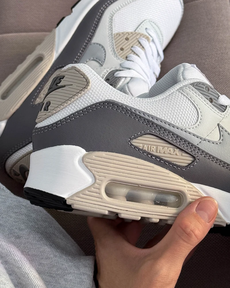Nike Wmns Air Max 90