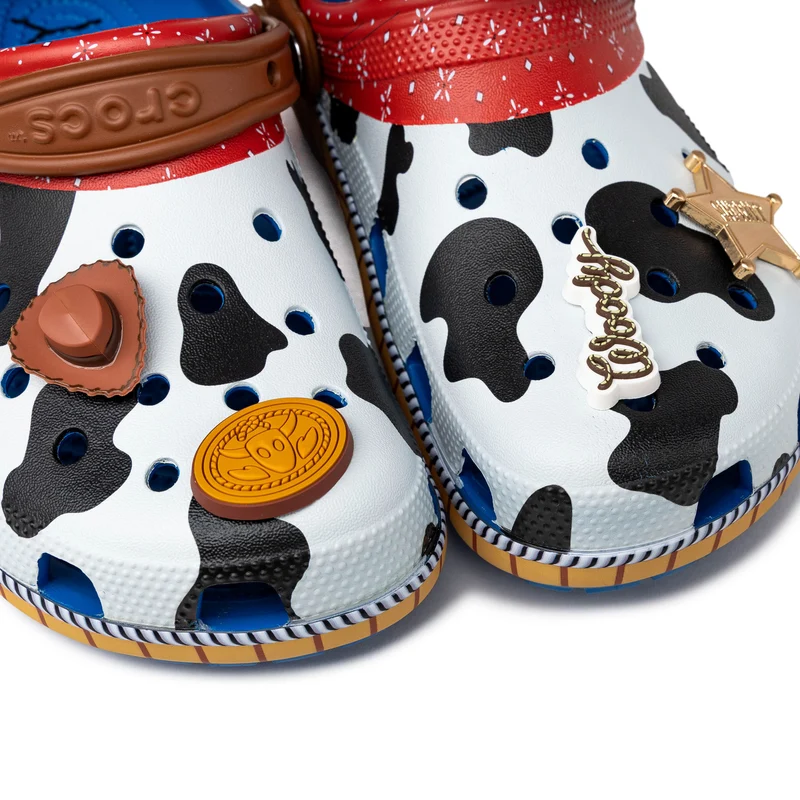 Crocs x Disney Pixar Classic Clog Toy Story *Woody*