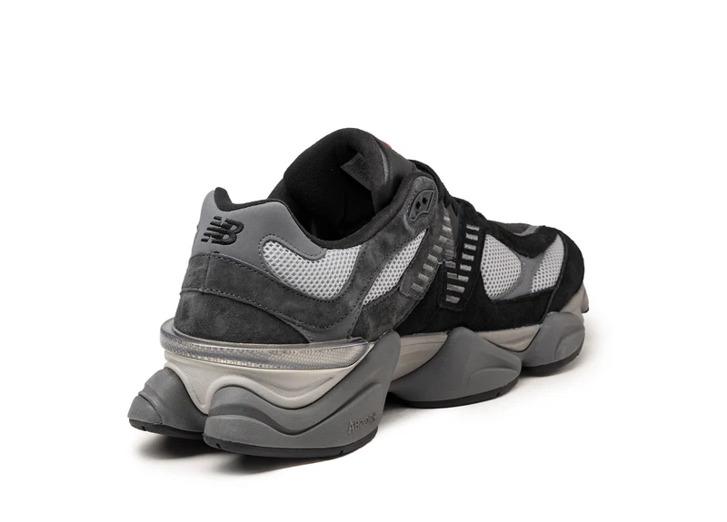 New Balance U90/60BLK