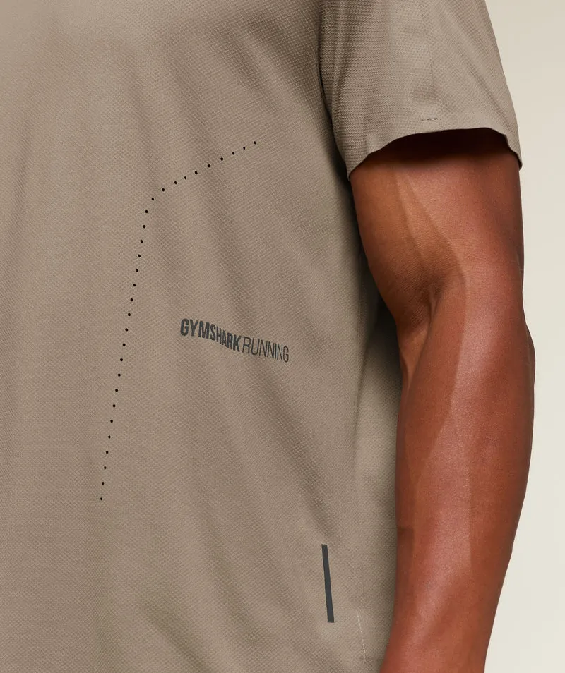 Gymshark Running Elite T-Shirt - Lifestyle Brown