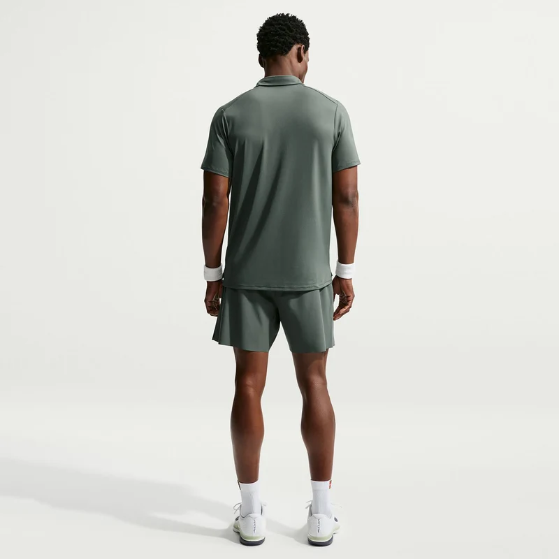 Jannik Sinner Court Dri-FIT Advantage 6in Shorts Herren - graugrün