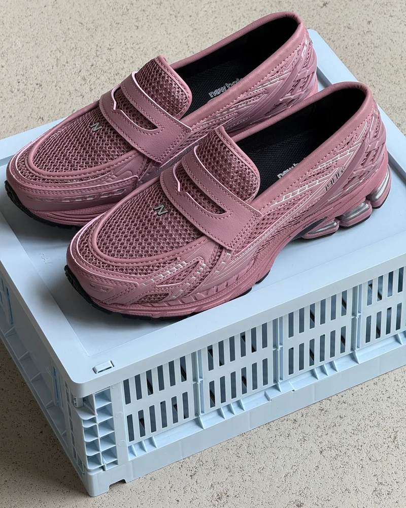 New Balance 1906L