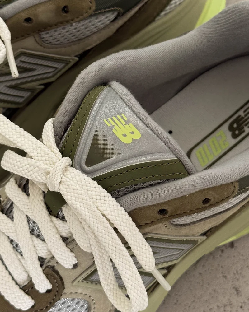 New Balance ABZORB 2010