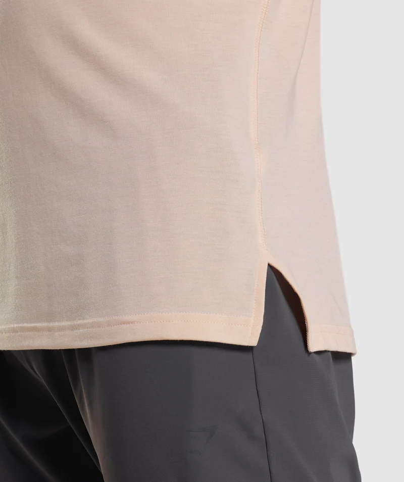 Gymshark Studio Amplify T-Shirt - Pink
